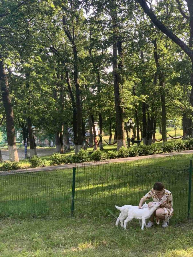 מלון Zadonets'ke Park Rost Club מראה חיצוני תמונה